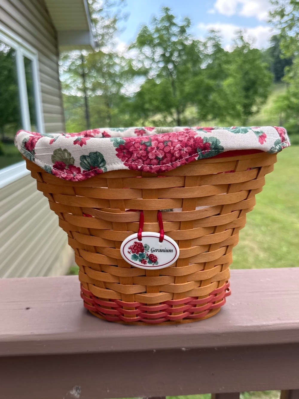 Longaberger Geranium Handwoven Basket with Liner & Tie-on